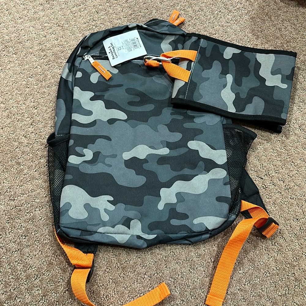 WEXFORD BACKPACK AND LUNCHBAG SET NWT